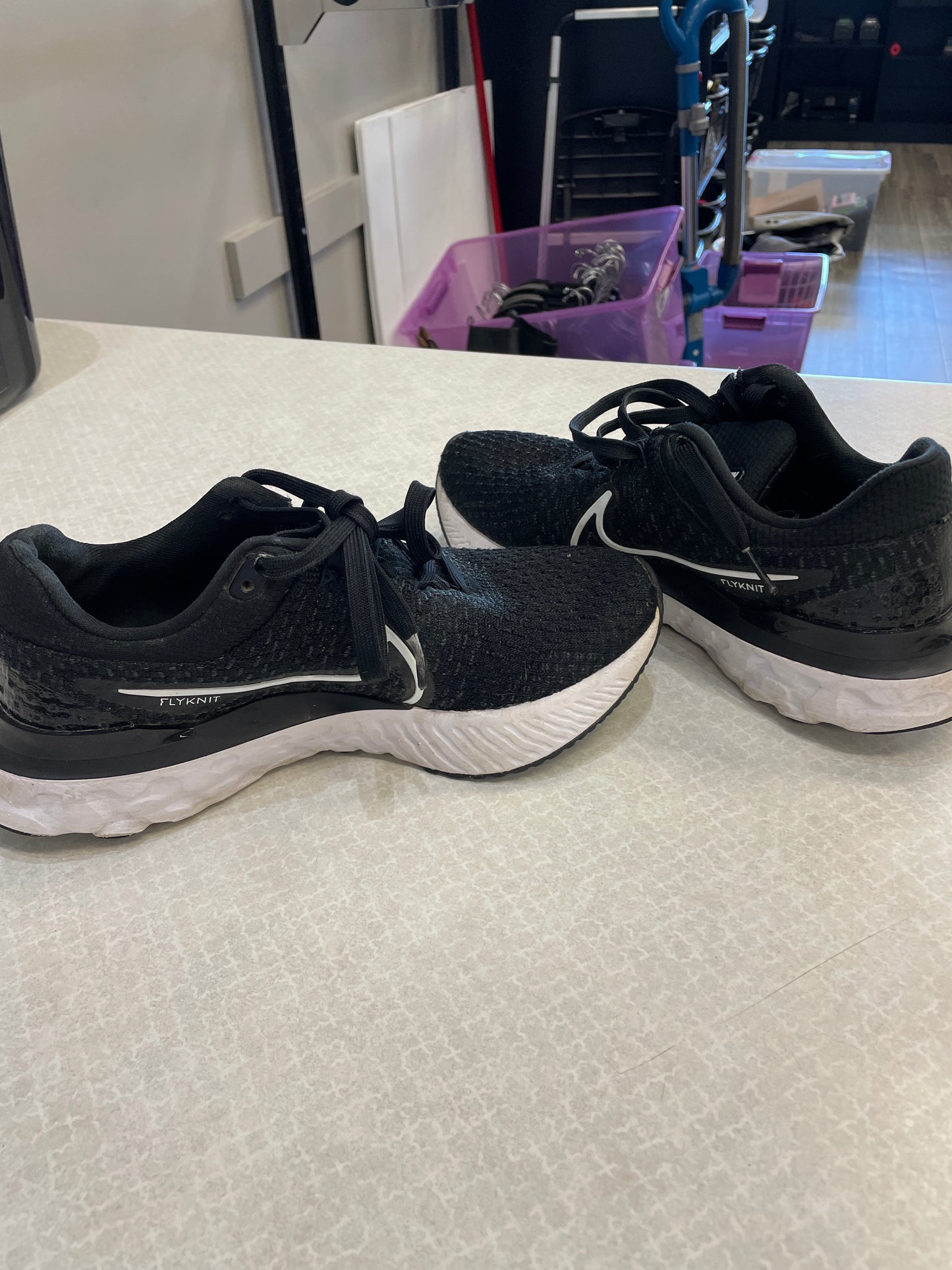 Shoes Athletic By Nike In Black, Size: 8