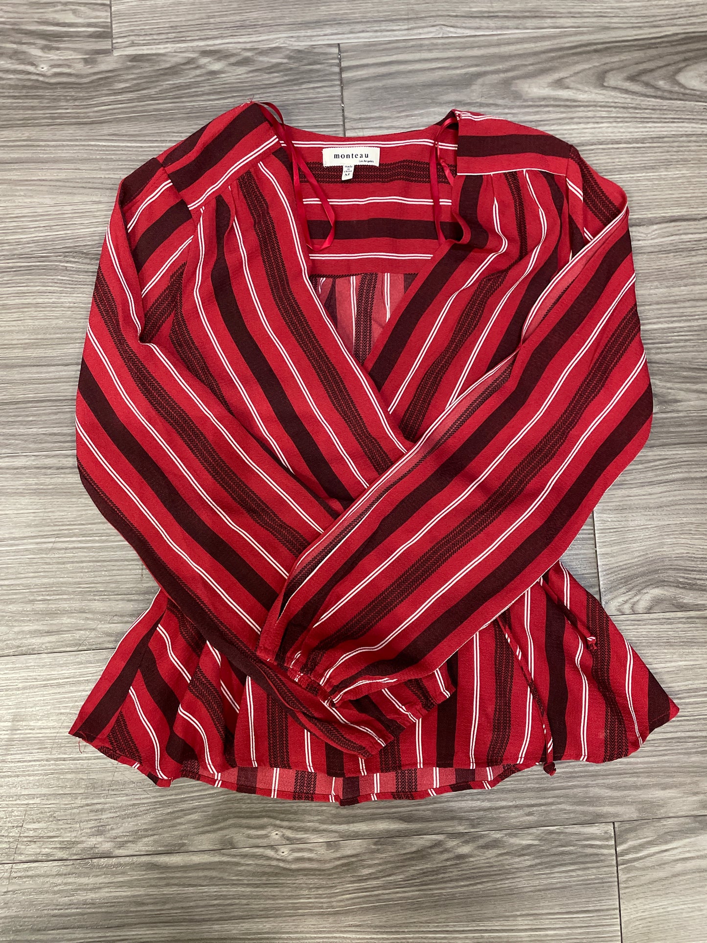 Top Long Sleeve By Monteau In Red, Size: M