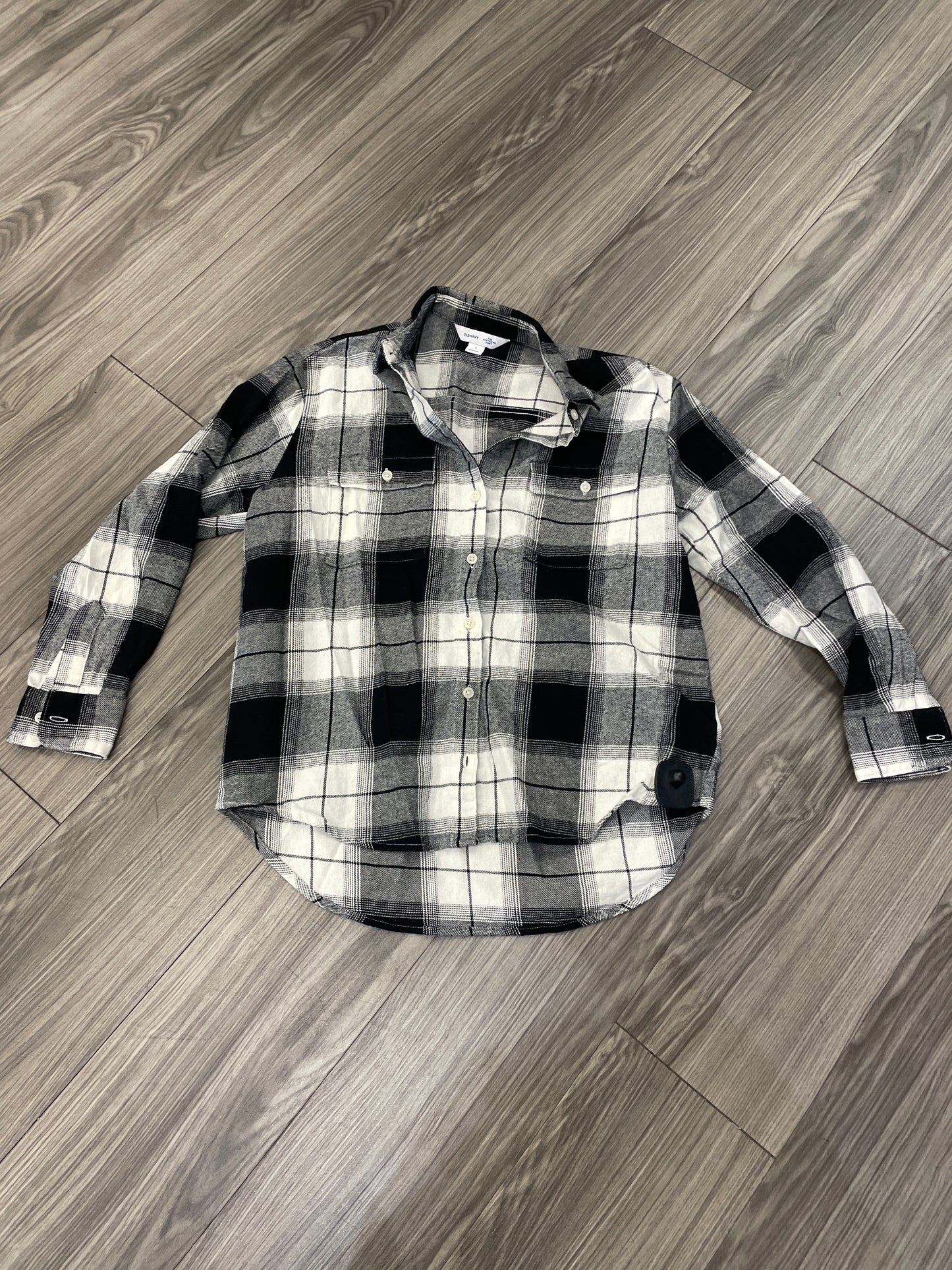 Top Long Sleeve By Old Navy In Plaid Pattern, Size: S