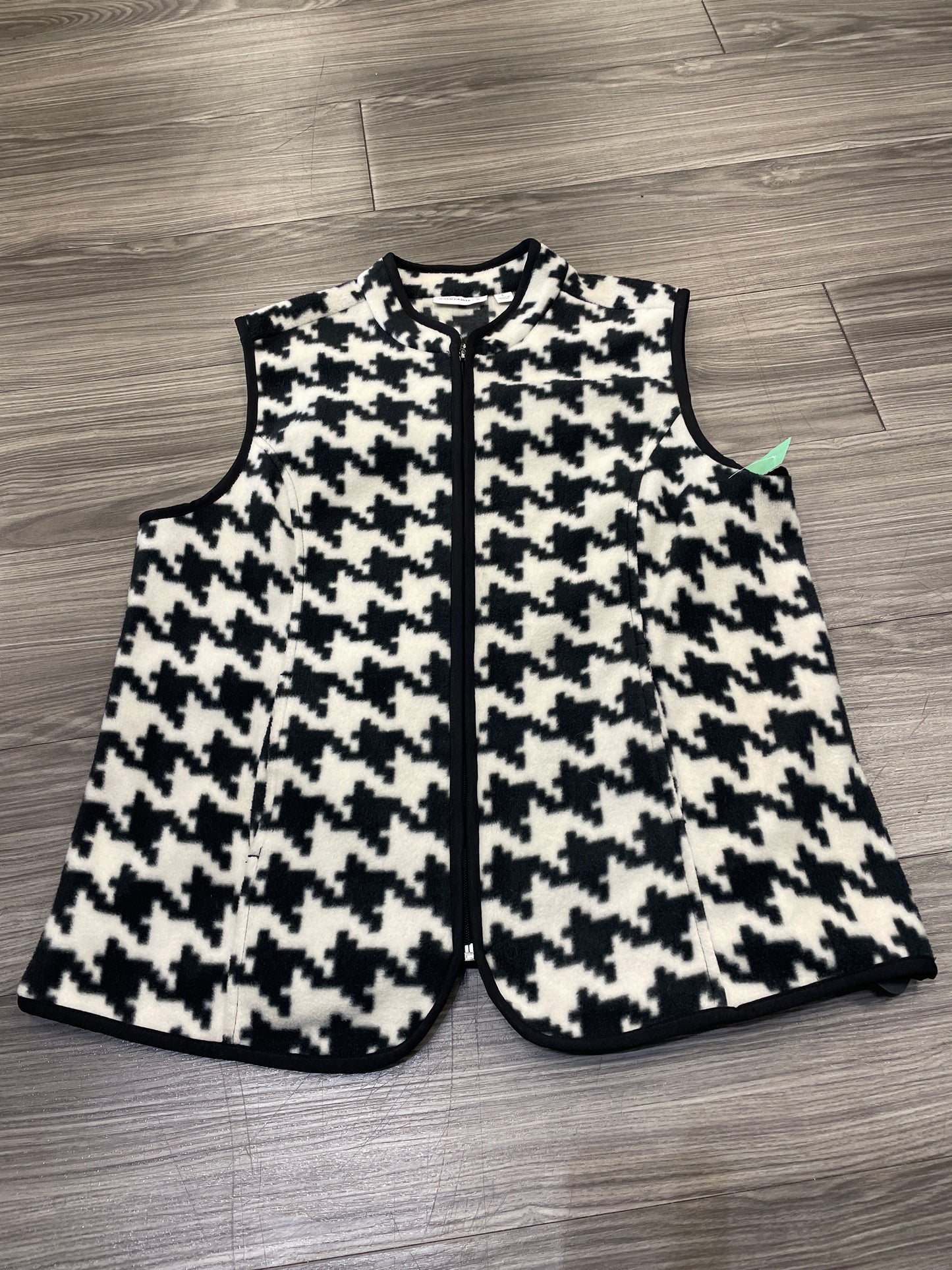 Vest Fleece By Susan Graver In Black & White, Size: L