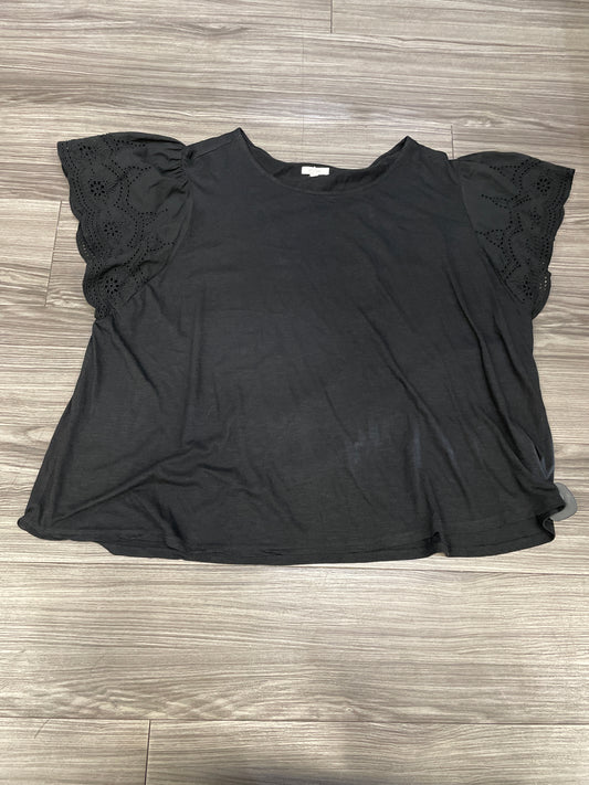 Top Short Sleeve By Maurices In Black, Size: 2x