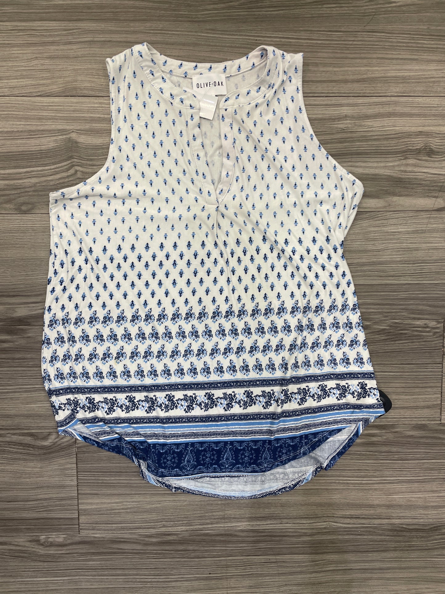 Tank Top By Olive And Oak In Blue & White, Size: Xl
