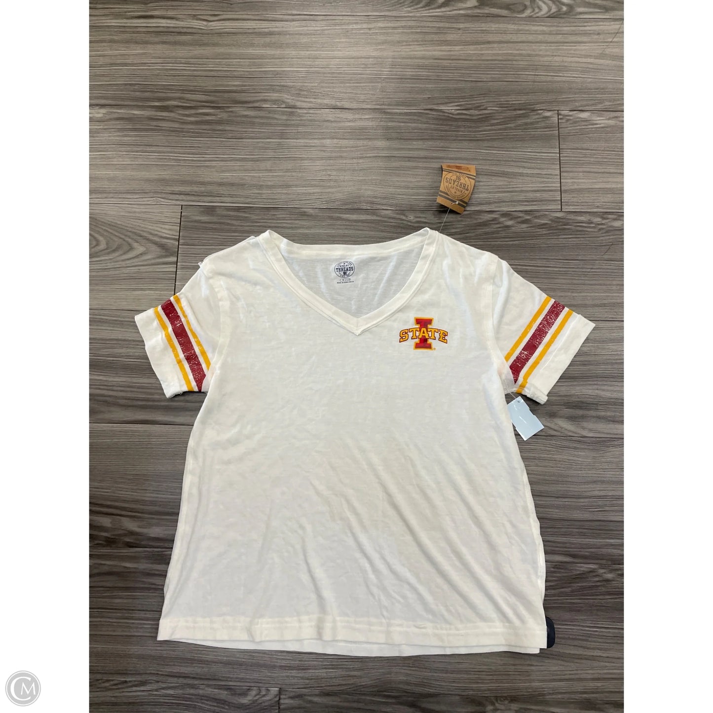 Top Short Sleeve By Clothes Mentor In Cream, Size: M