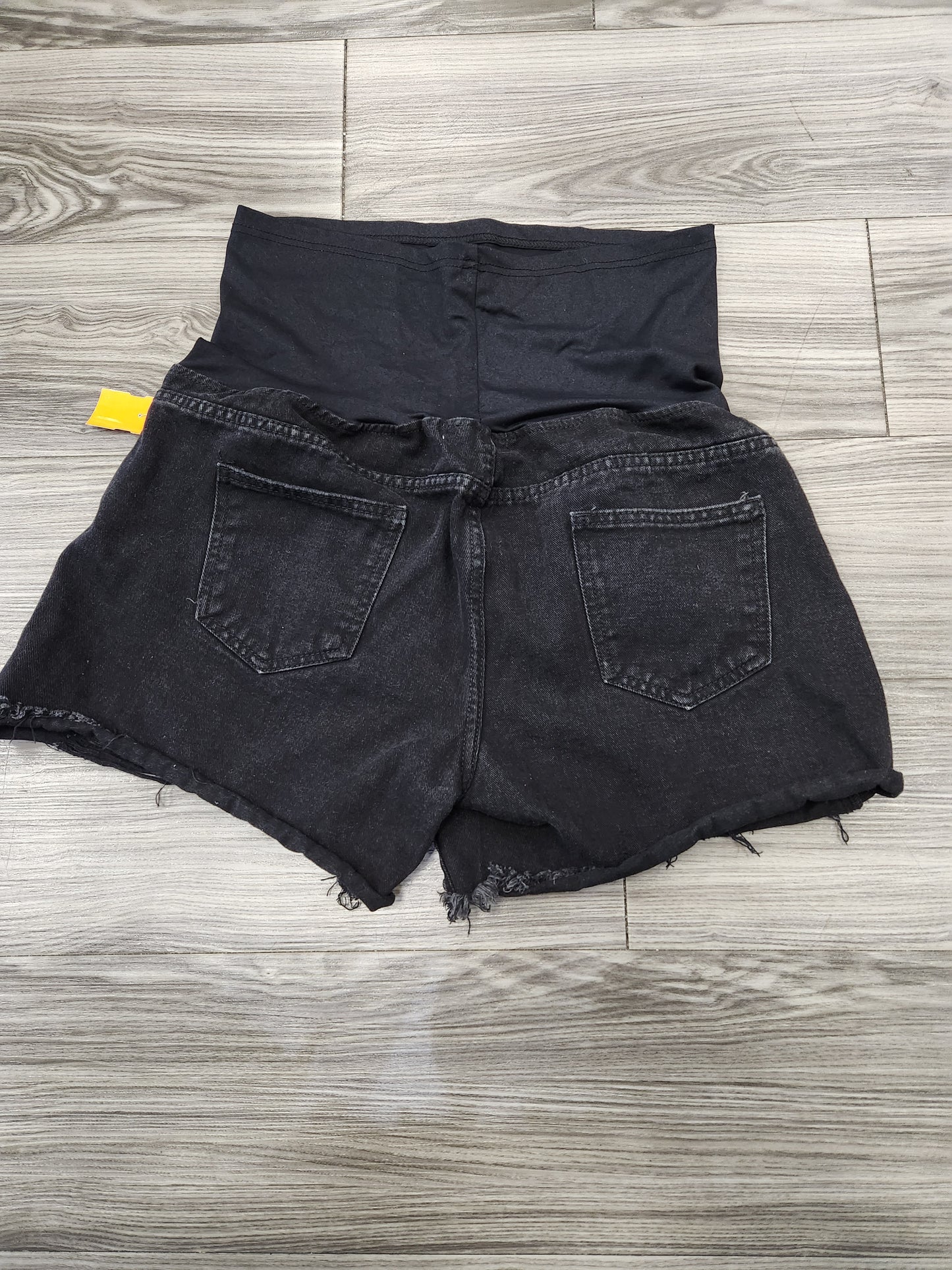 Maternity Shorts By Clothes Mentor  Size: Xl
