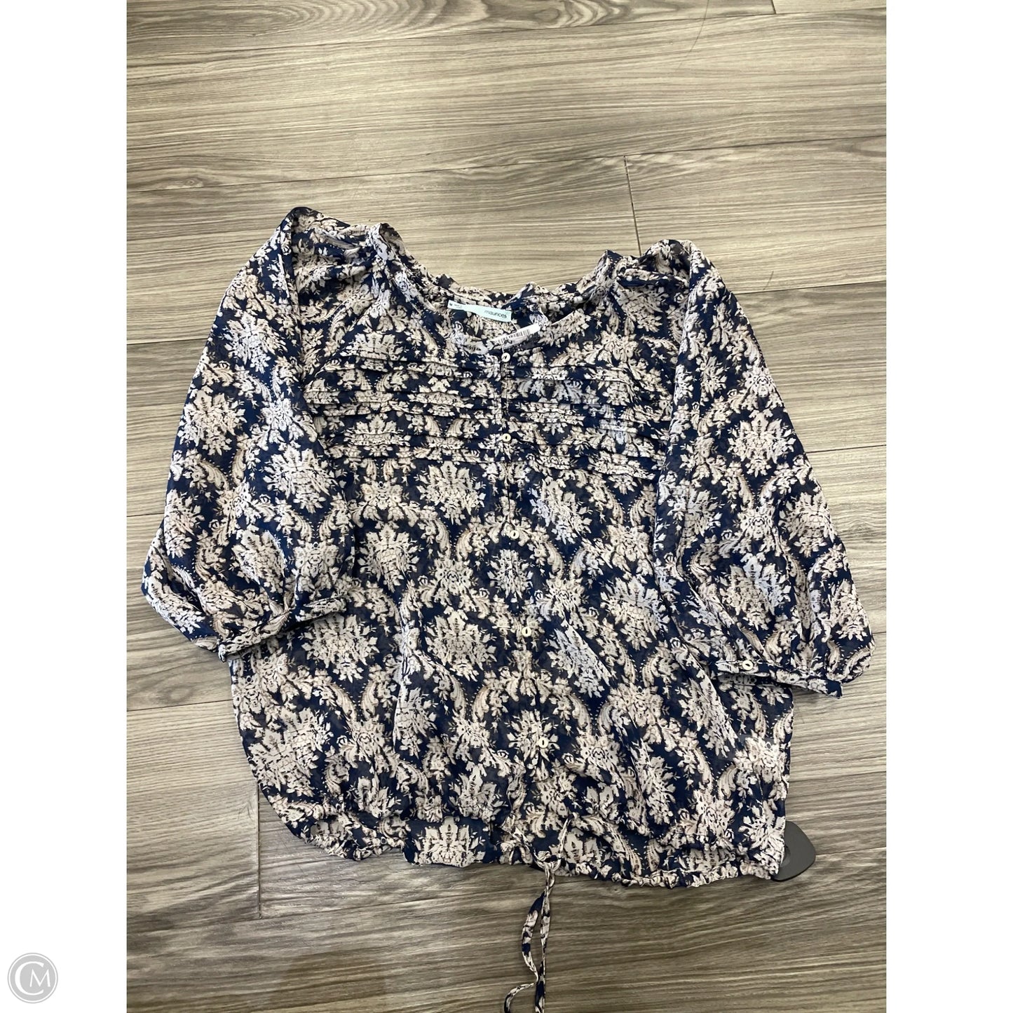 Top Short Sleeve By Maurices In Floral Print, Size: M