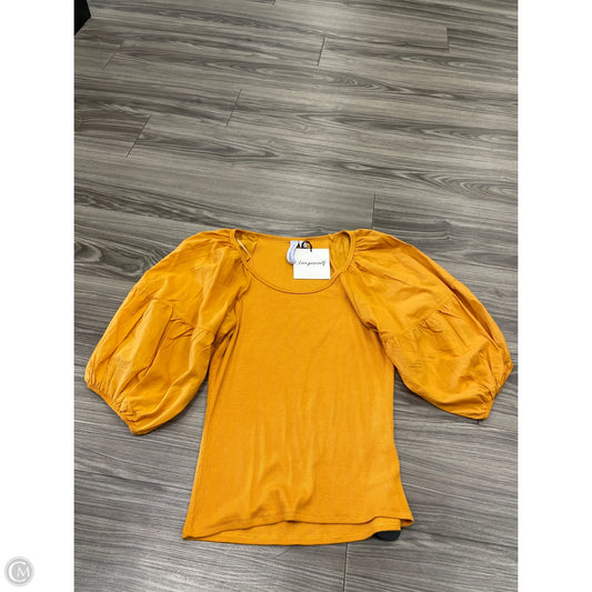 Top Short Sleeve By Grace + Karma In Yellow, Size: M