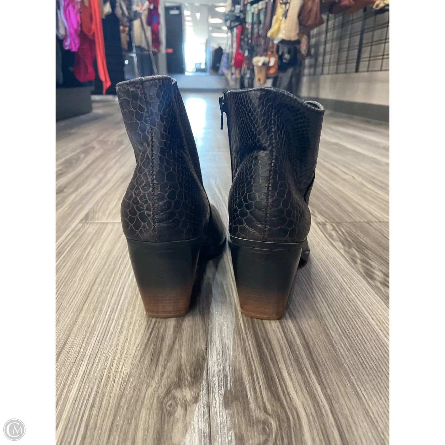 Boots Ankle Heels By Very G In Snakeskin Print, Size: 11