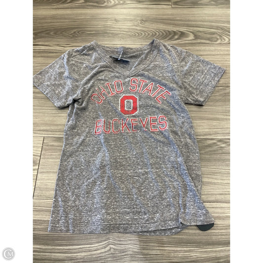 Top Short Sleeve By Clothes Mentor In Grey, Size: M