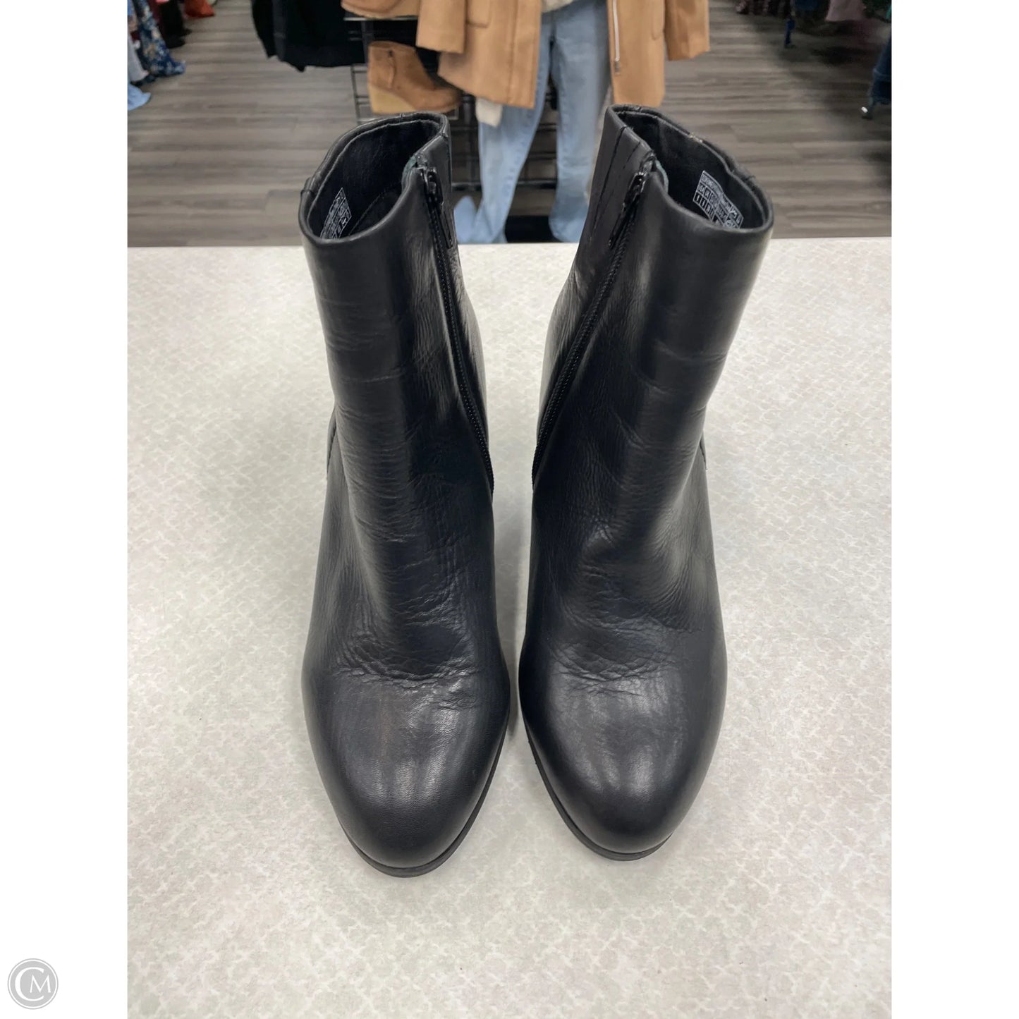 Boots Ankle Heels By Vionic In Black, Size: 8