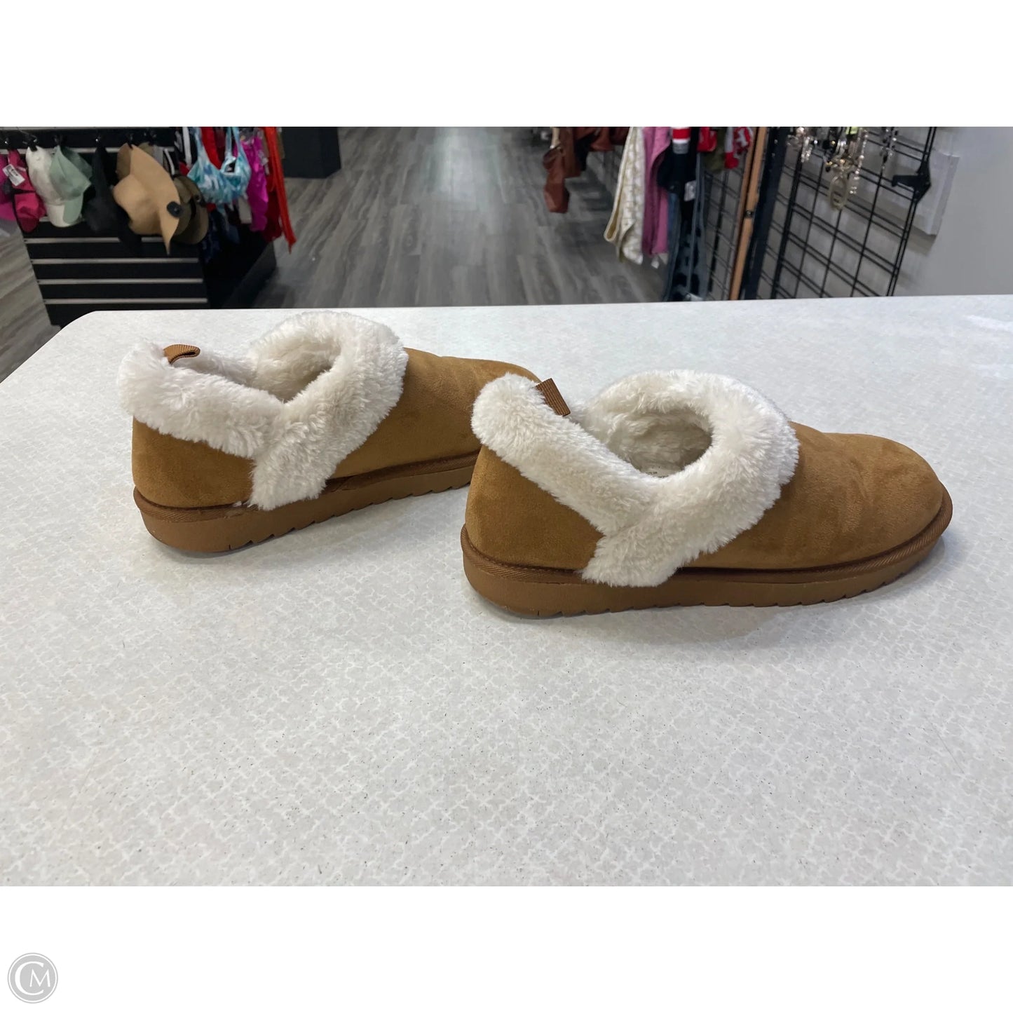 Boots Ankle Flats By Clothes Mentor In Brown, Size: 9