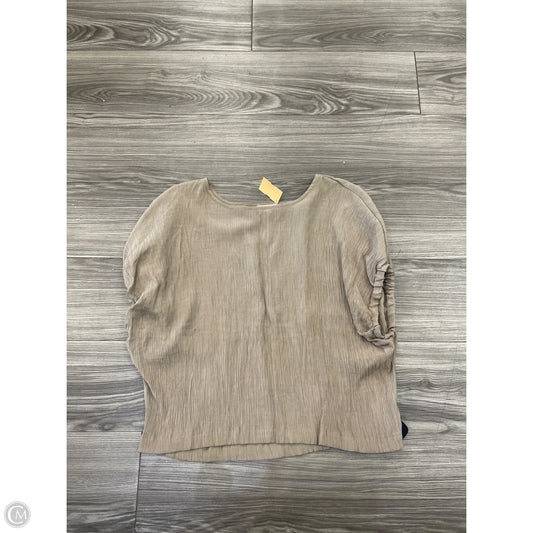 Top Short Sleeve By Ee Some In Brown, Size: M