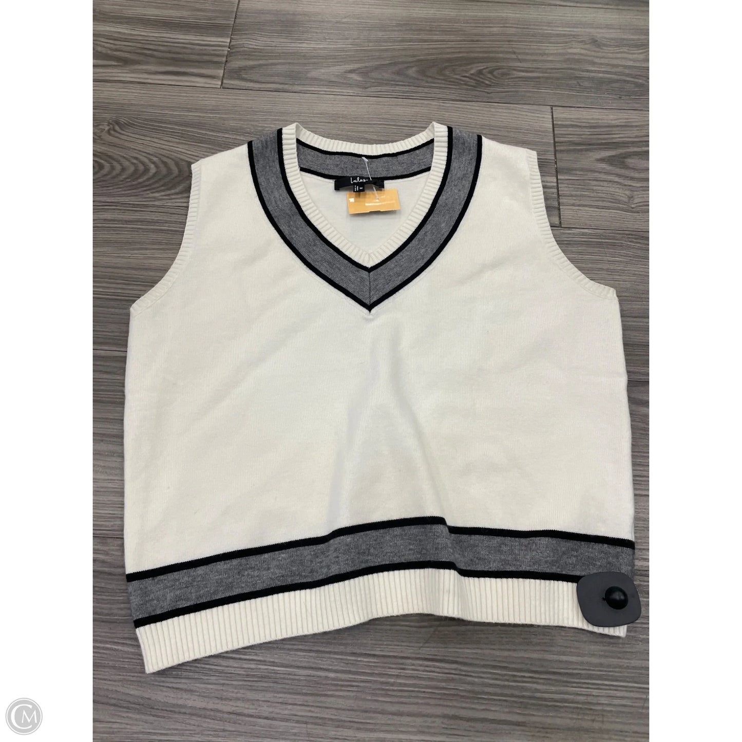 Vest Sweater By Lulus In Cream, Size: M