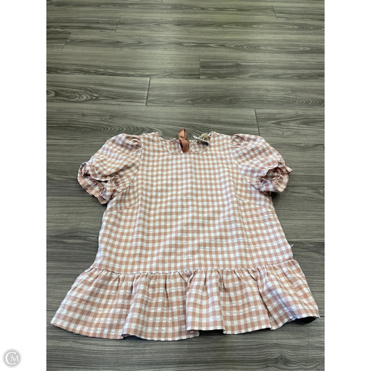 Top Short Sleeve By Listicle In Plaid Pattern, Size: M