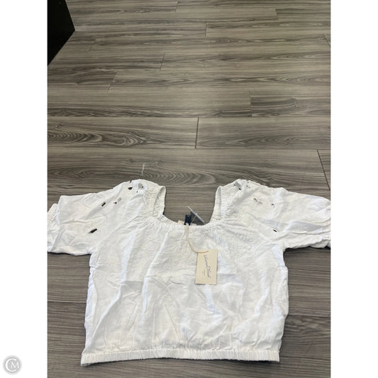 Top Short Sleeve By Universal Thread In White, Size: M
