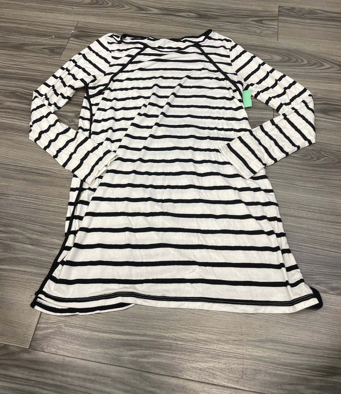 Striped Pattern Top Long Sleeve Clothes Mentor, Size L
