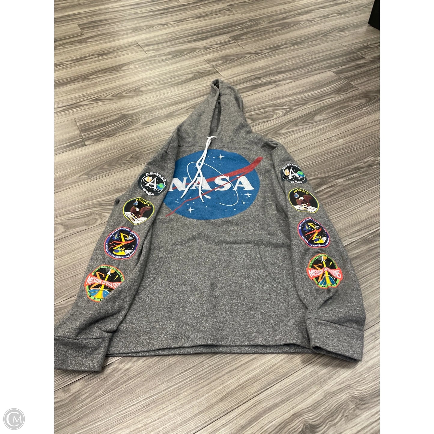 Sweatshirt Hoodie By Clothes Mentor In Grey, Size: L