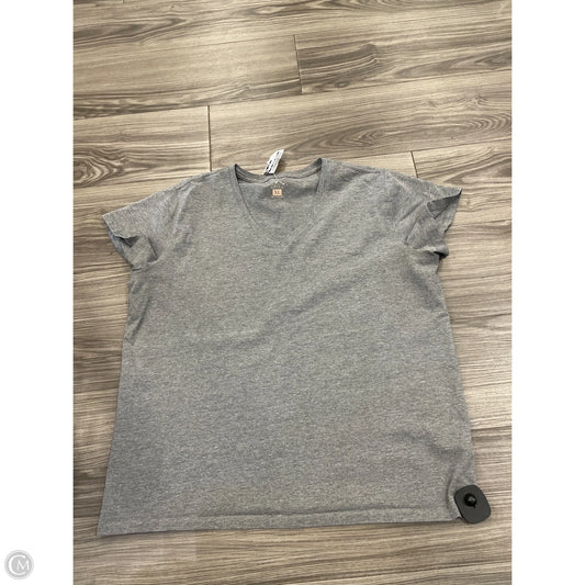 Top Short Sleeve Basic By Clothes Mentor In Grey, Size: Xl