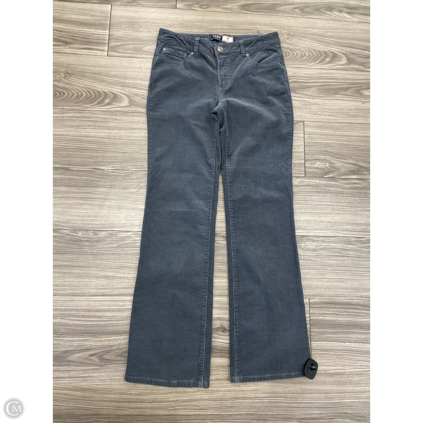 Pants Corduroy By Izod In Grey, Size: 4