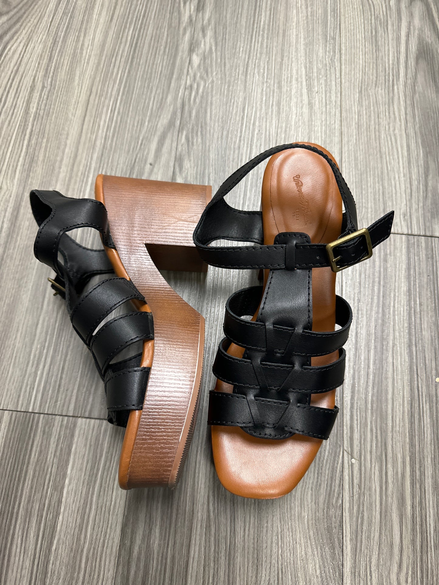 Sandals Heels Block By Universal Thread  Size: 11