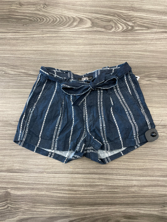 Shorts By Clothes Mentor  Size: 3