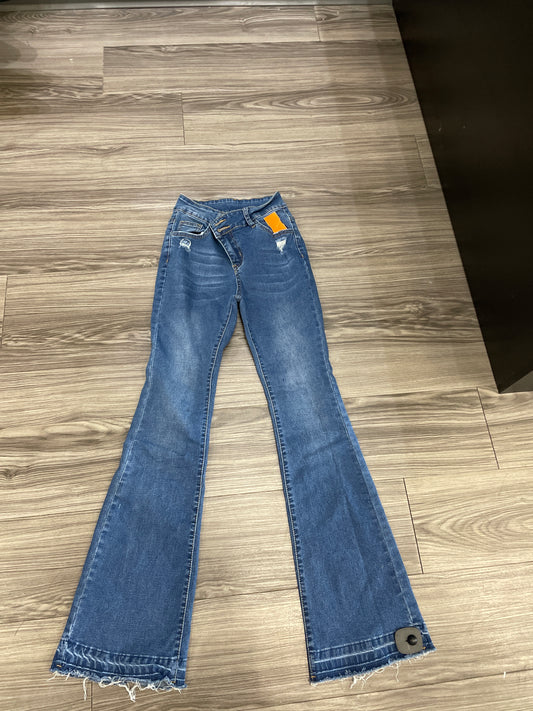 Jeans Boot Cut By Shein  Size: 4